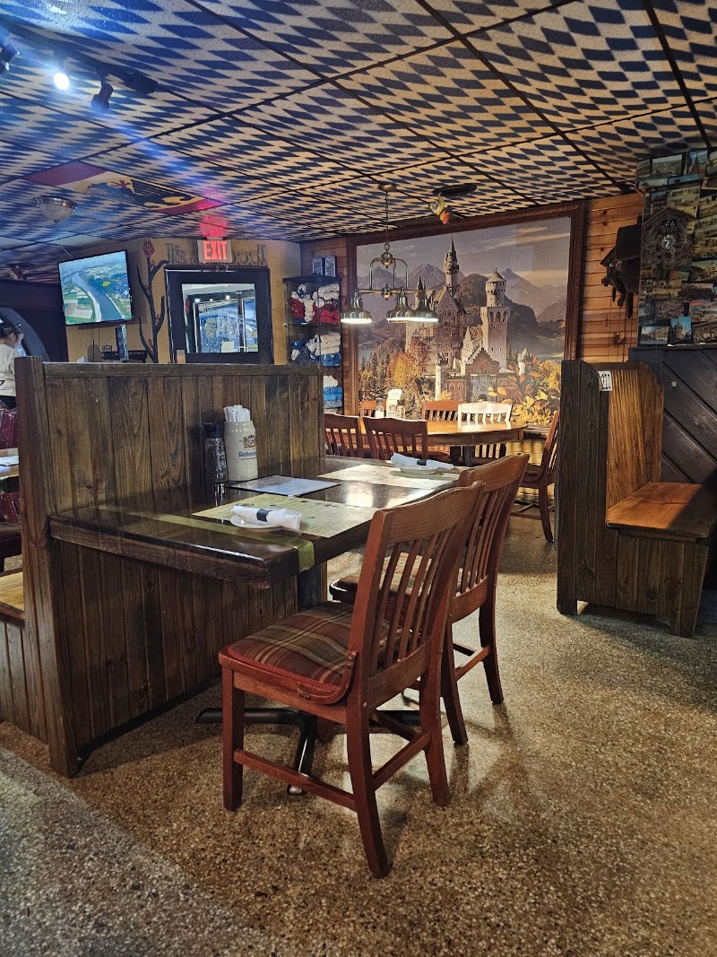 Haus Heidelberg German Restaurant - Haus Heidelberg German Restaurant 630 Greenville Hwy, Hendersonville, NC 28792, USA