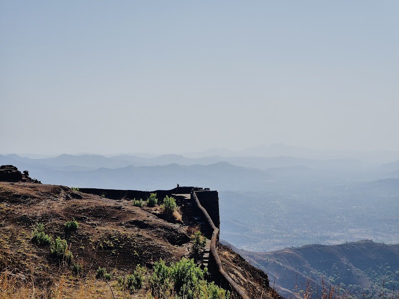 Torna trek start point (metpilware route) - Torna trek start point (metpilware route), 7J9H+C59, Metpilaware, Maharashtra 412212, India