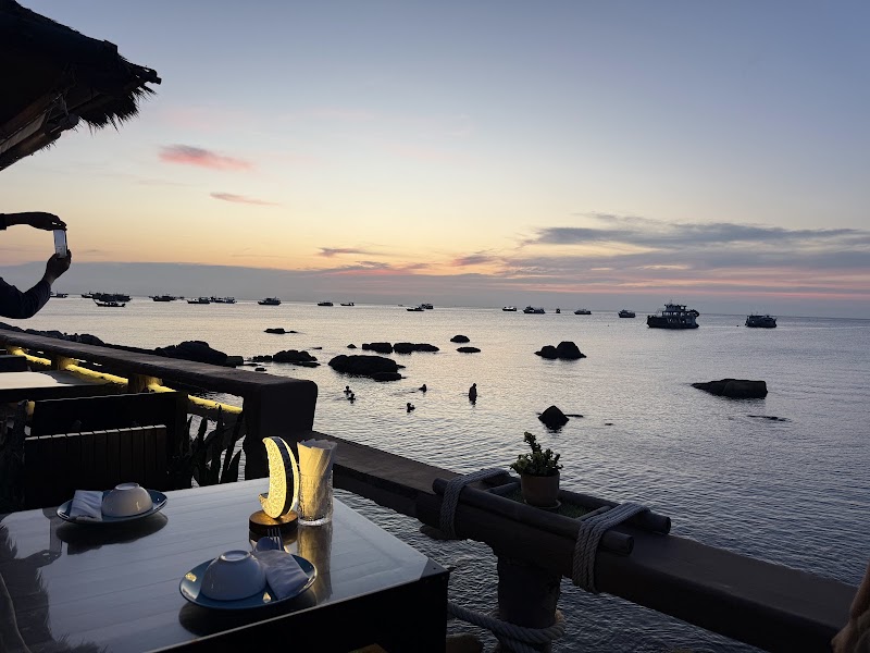 Seaside Bar & Restaurant - Seaside Bar & Restaurant, Ko Tao, Ko Pha-ngan District, Surat Thani 84280, Thailand