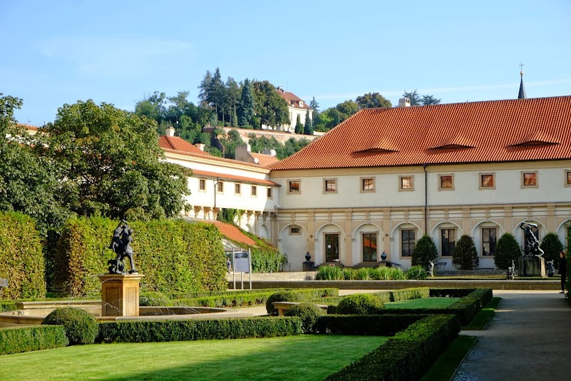 Waldstein Garden - Waldstein Garden Letenská 123/4, Malá Strana, 118 00 Praha-Praha 1, Czechia