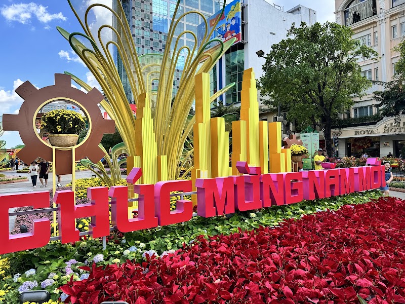 Đường hoa Nguyễn Huệ - Đường hoa Nguyễn Huệ, 6 Nguyễn Huệ, Sài Gòn, Hồ Chí Minh, Vietnam