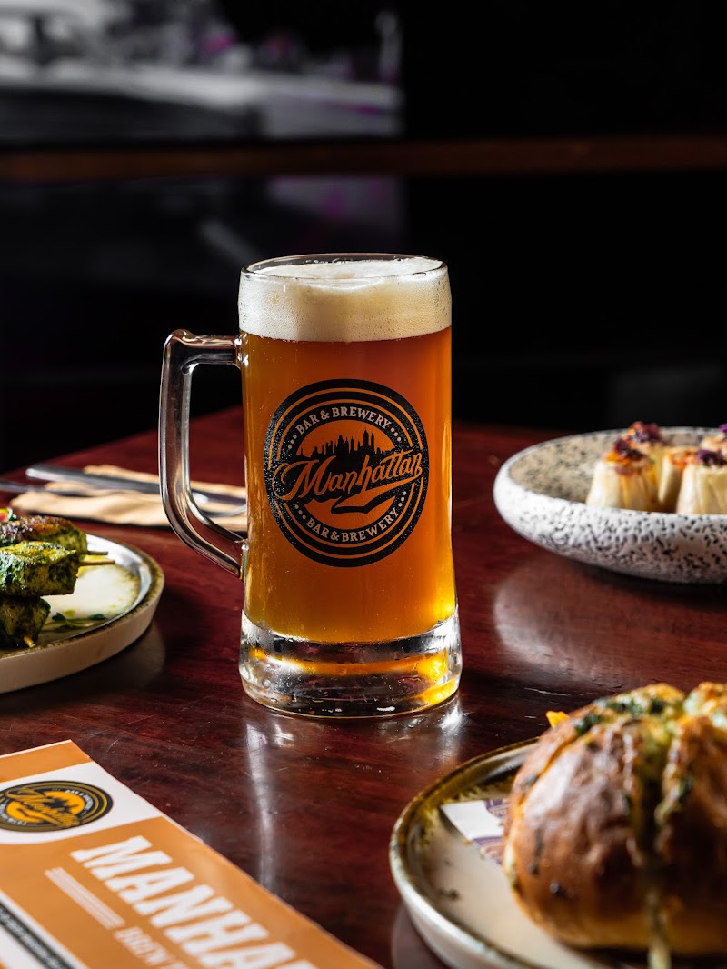 Manhattan Bar & Brewery - Manhattan Bar & Brewery 1st Floor Global Foyer Mall Unit 001, Golf Course Rd, Sector 43, Gurugram, Haryana 122009, India