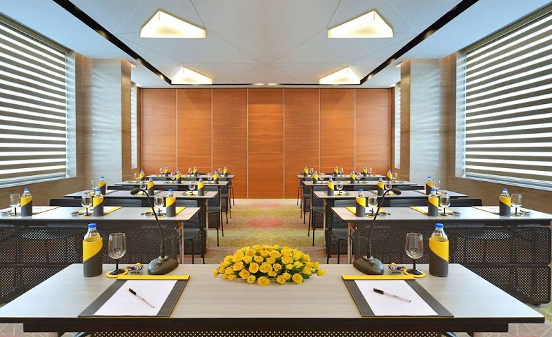 Radisson Hotel Bengaluru City Center - Radisson Hotel Bengaluru City Center 2, Gangadhar Chetty Rd, Halasuru, Yellappa Chetty Layout, Sivanchetti Gardens, Bengaluru, Karnataka 560042, India