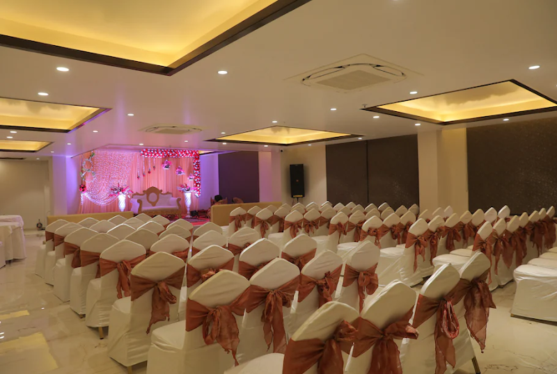 Palm Bliss International Hotel - Palm Bliss International Hotel 48, Krishna Path, Kaliket Nagar, Danapur, Patna, Bihar 801503, India