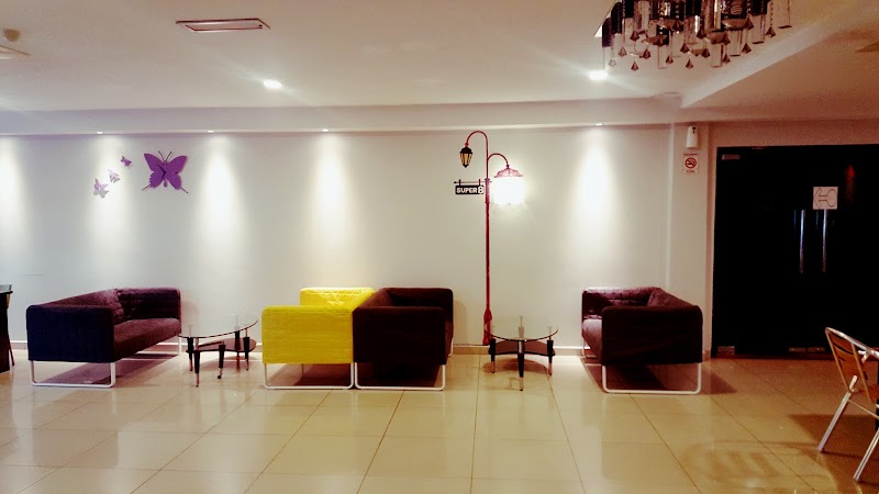 Super 8 Hotel @ Georgetown - Super 8 Hotel @ Georgetown 81, Lebuh Tye Sin, George Town, 10300 George Town, Pulau Pinang, Malaysia
