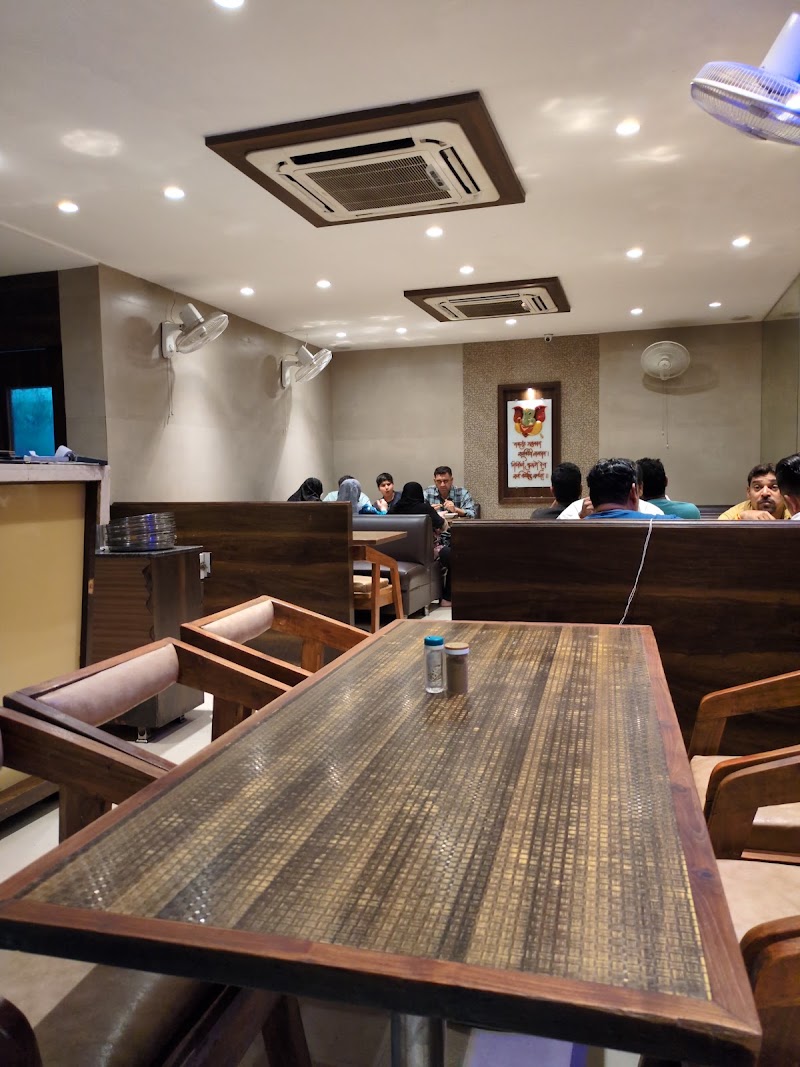 Bhagat Tarachand Pure Veg. Restaurant - Bhagat Tarachand Pure Veg. Restaurant Railline, Bus Stand Rd, Pandri, Raipur, Chhattisgarh 492004, India