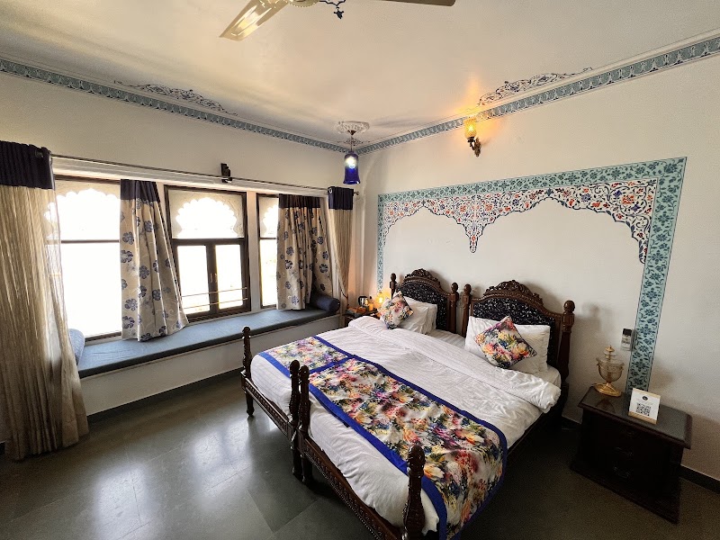 Hotel Inder Prakash - Hotel Inder Prakash Plot No 281, Rani Rd, Fateh Sagar Lake, Udaipur, Rajasthan 313004, India