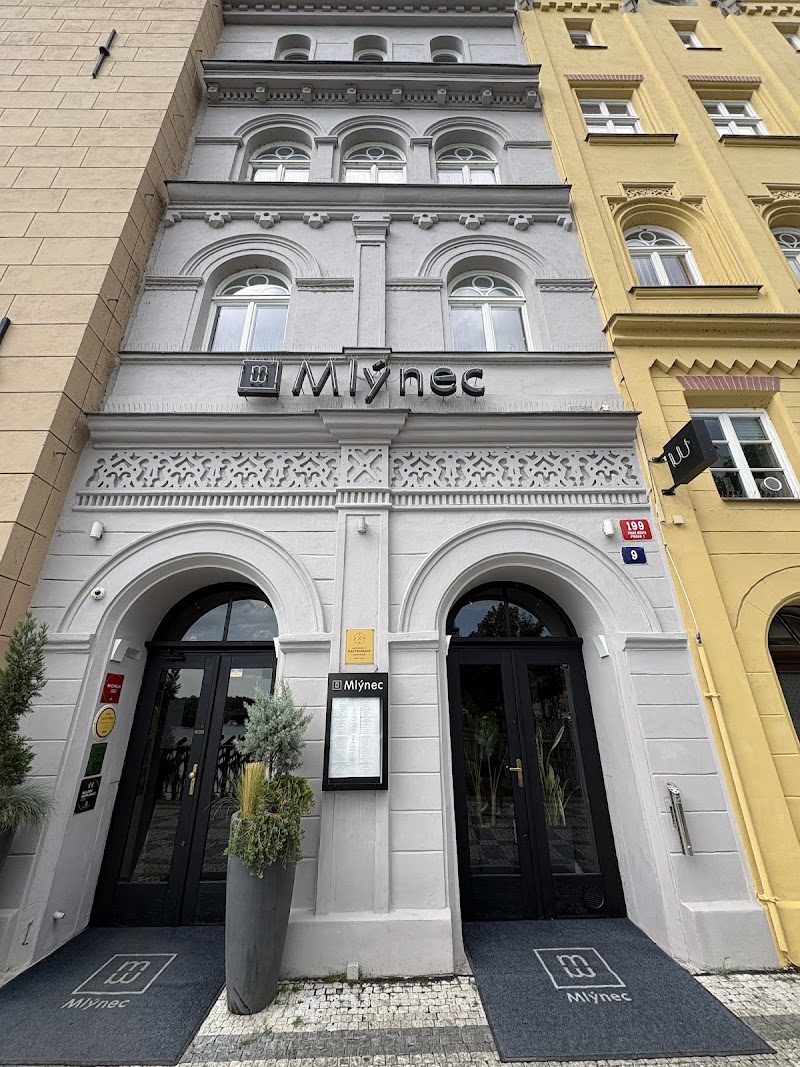 Restaurant Mlýnec - Restaurant Mlýnec Novotného lávka 9, Staré Město, 110 00 Praha-Praha 1, Czechia