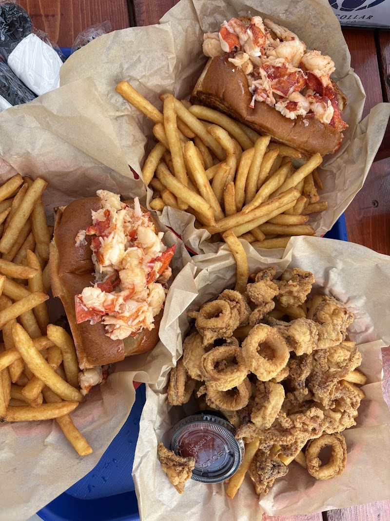 Blue Collar Lobster / The Gloucester House Pub - Blue Collar Lobster / The Gloucester House Pub 63 Rogers St, Gloucester, MA 01930, USA