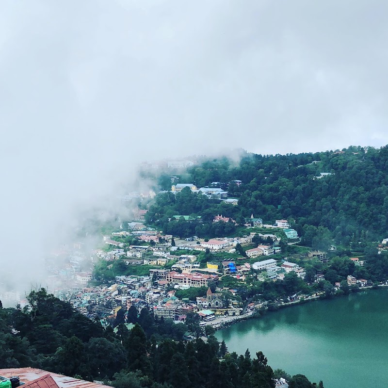 Naini Lake - Naini Lake 9FM7+57Q, Ayarpatta, Nainital, Uttarakhand 263001, India