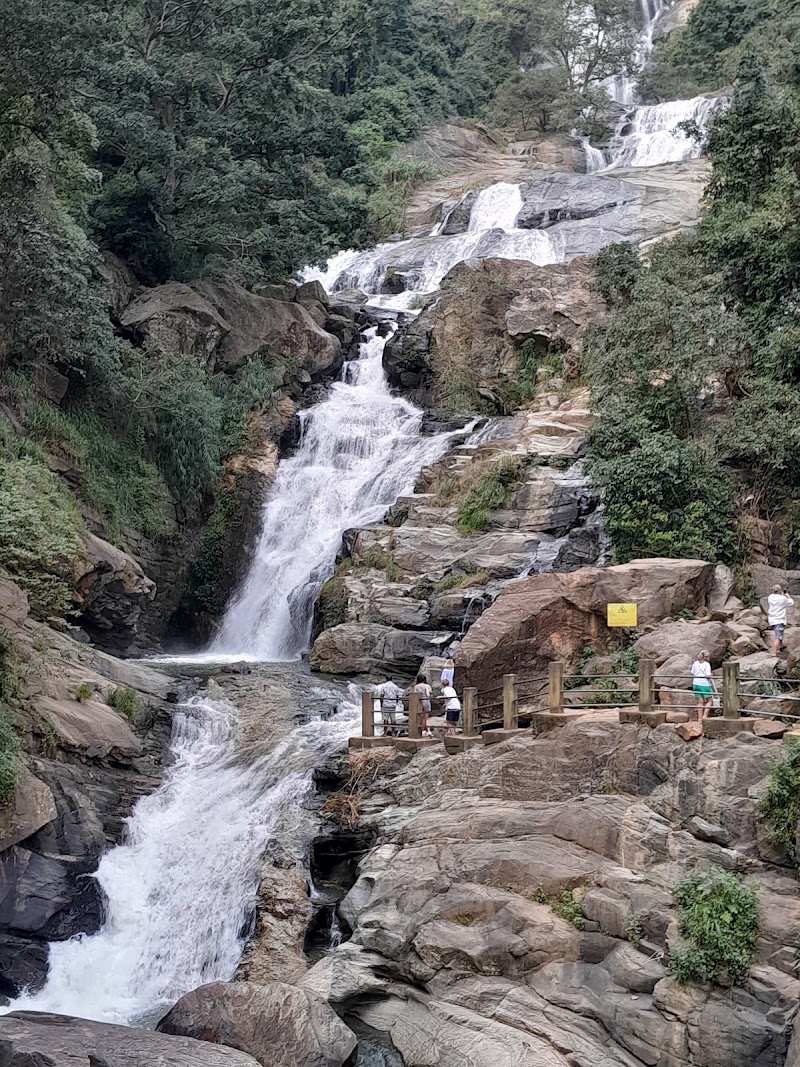 Rawana - Rawana, V28W+MJF, Ella, Sri Lanka