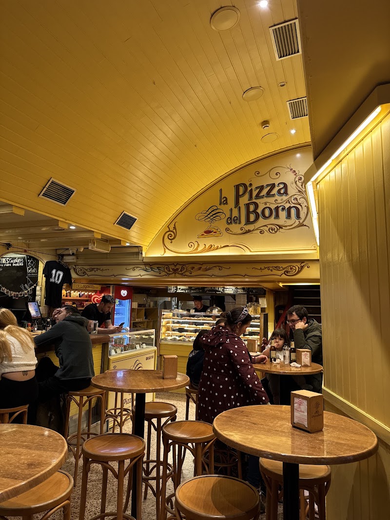 La Pizza Del Born - La Pizza Del Born Pg. del Born, 22, Ciutat Vella, 08003 Barcelona, Spain