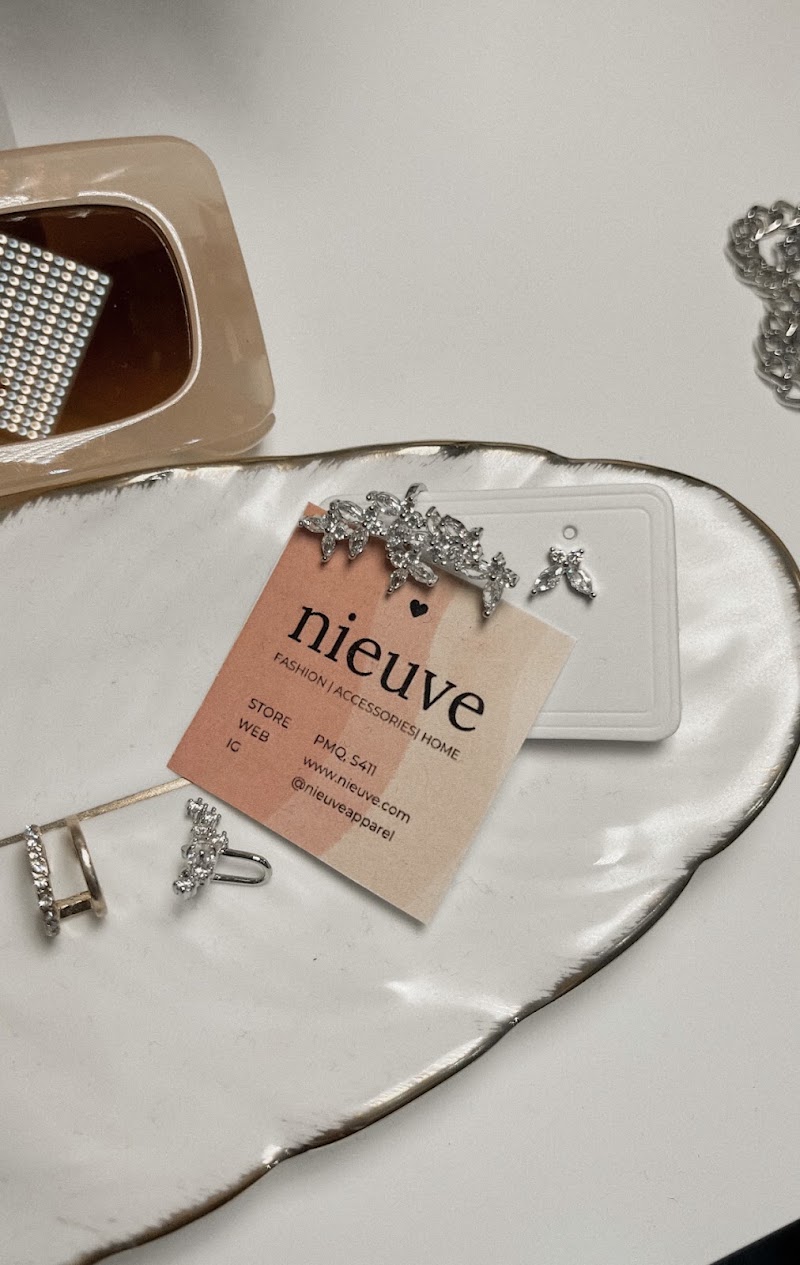 Nieuve - Nieuve PMQ S411, 4/F, Block A, 35 Aberdeen St, Central, Hong Kong
