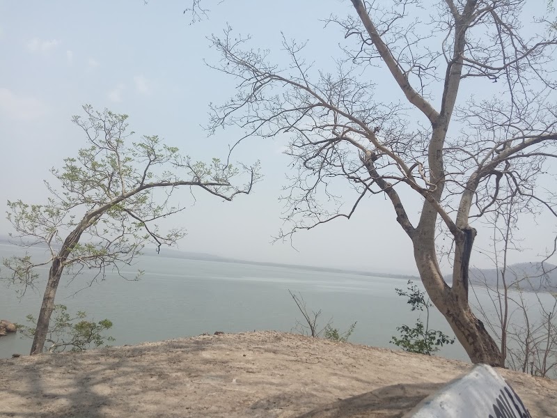 REST HOUSE - REST HOUSE, 9JQ4+WH, Khudiya, Chhattisgarh 495115, India