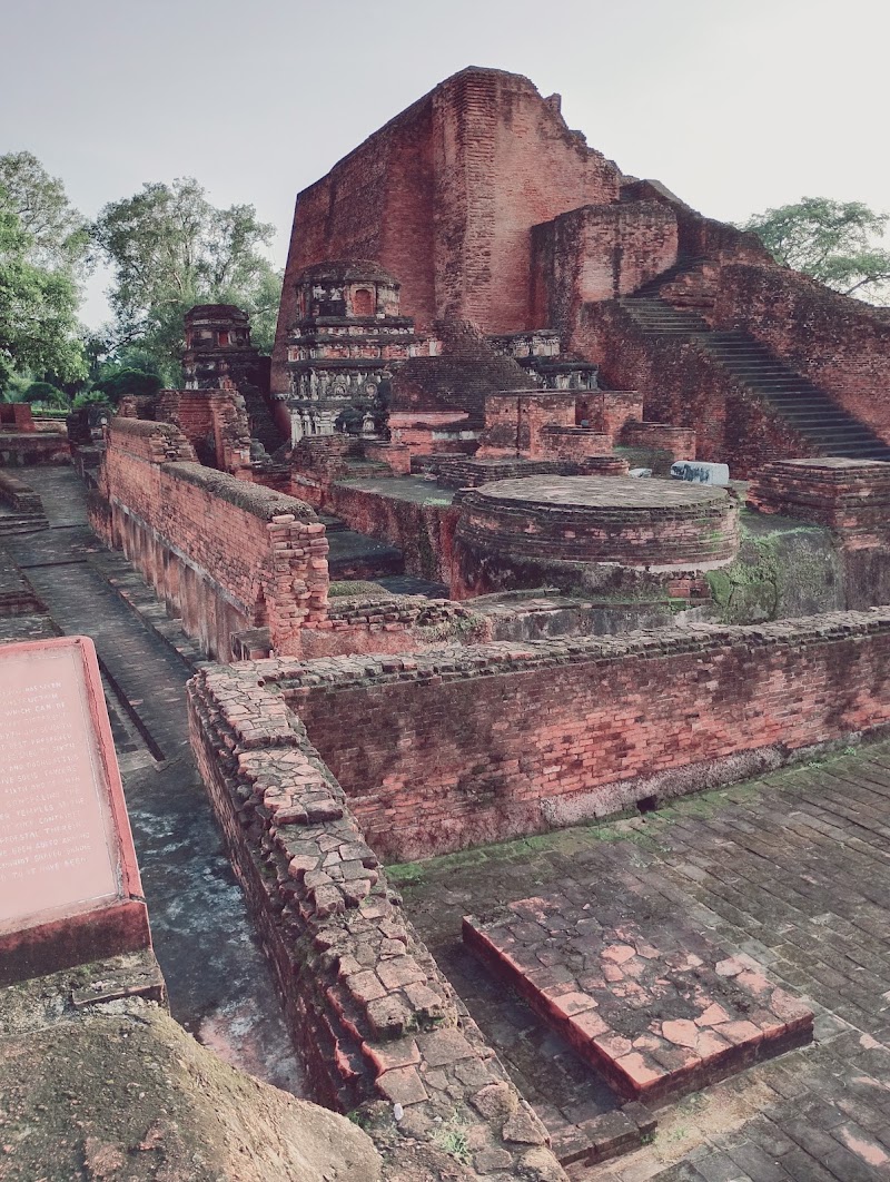 Happy Holidays : Best Tour and Travel Company in Bodhgaya - Happy Holidays : Best Tour and Travel Company in Bodhgaya Japanese Temple Road, near Hotel Sujata, Bodh Gaya, Bihar 824231, India