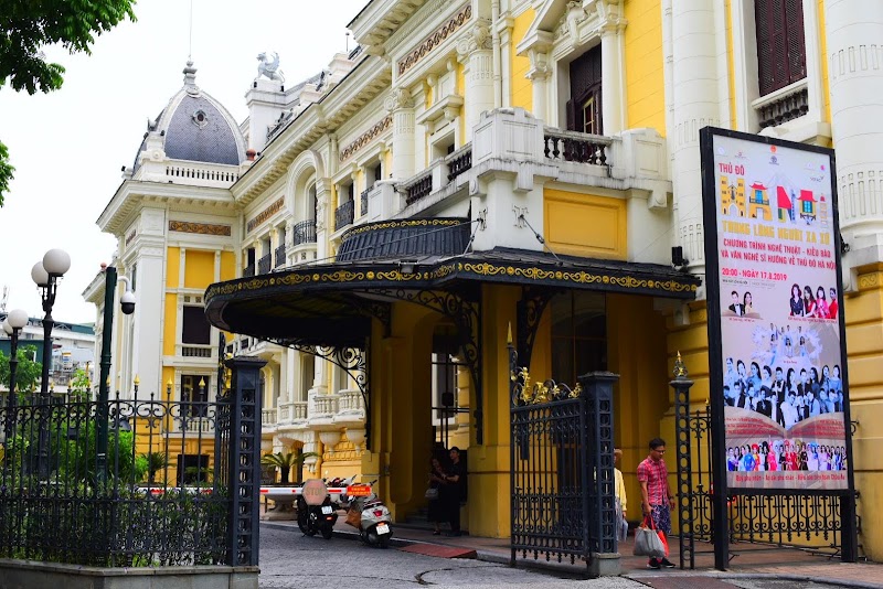 Hanoi Opera House - Hanoi Opera House 1 Tràng Tiền, Phan Chu Trinh, Hoàn Kiếm, Hà Nội, Vietnam