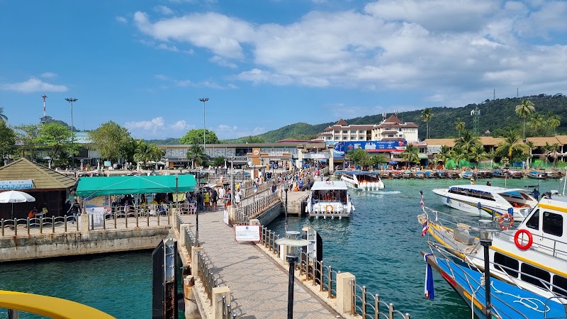 Ao Ton Sai Pier - Ao Ton Sai Pier Moo 7, Phi Phi Island Amphoe Mueang Krabi, Chang Wat Krabi 81000, Thailand