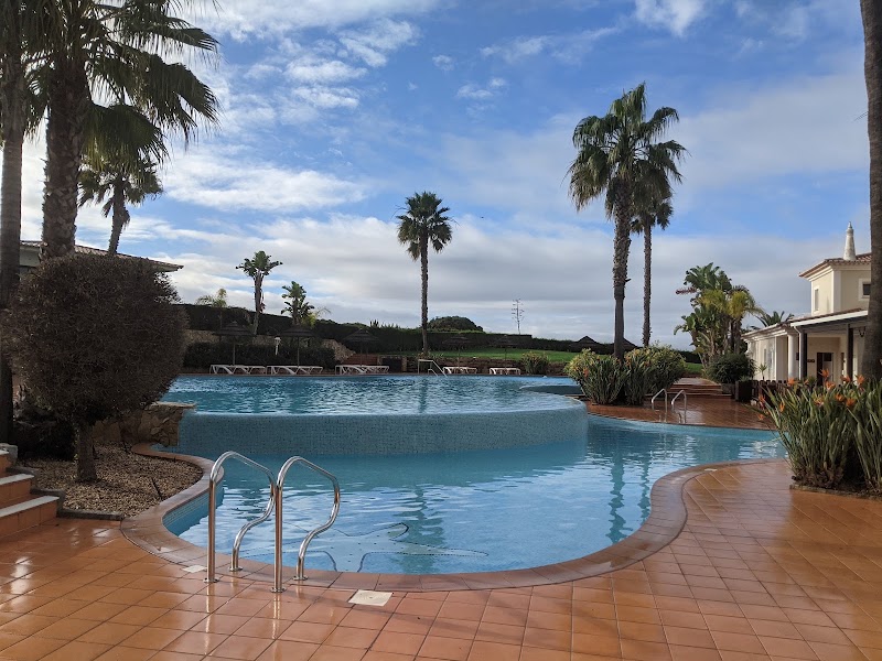Hotel Clube Porto de Mós - SunPlace Hotels & Resorts - Hotel Clube Porto de Mós - SunPlace Hotels & Resorts Estrada da Praia do, Praia do, Porto de Mós, 8600-282 Lagos, Portugal
