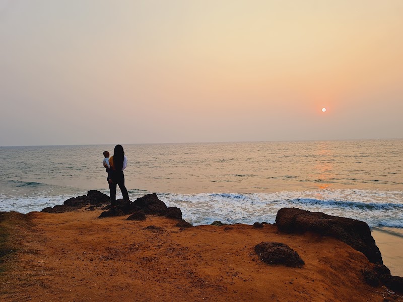 Edava Beach, Varkala - Edava Beach, Varkala QM6P+4WC, Thiruvananthapuram, Edava, Kerala 695311, India
