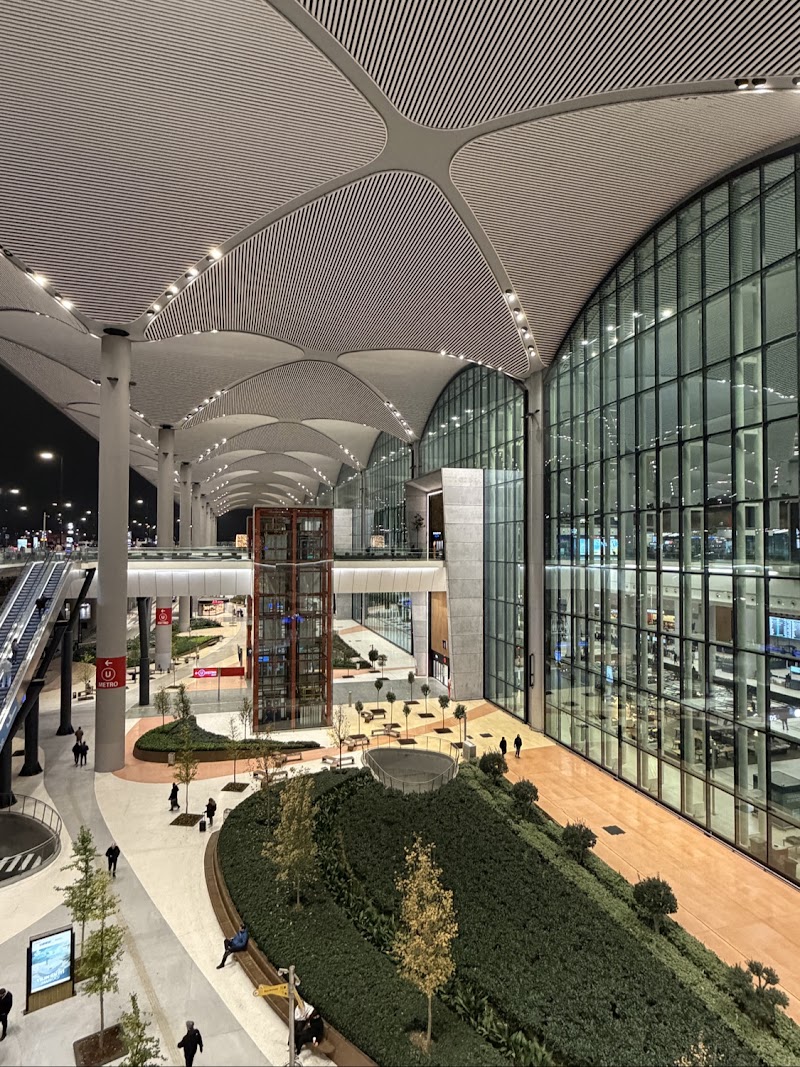 Istanbul Airport - Istanbul Airport Tayakadın, Terminal Caddesi No:1, 34283 Arnavutköy/İstanbul, Türkiye