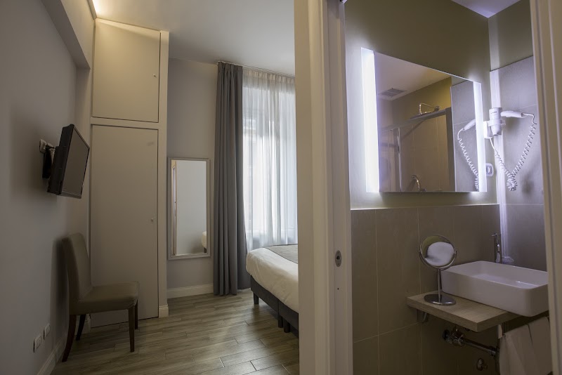 Colosseo Prestige Rooms - Colosseo Prestige Rooms, Via Cavour, 211, 00184 Roma RM, Italy