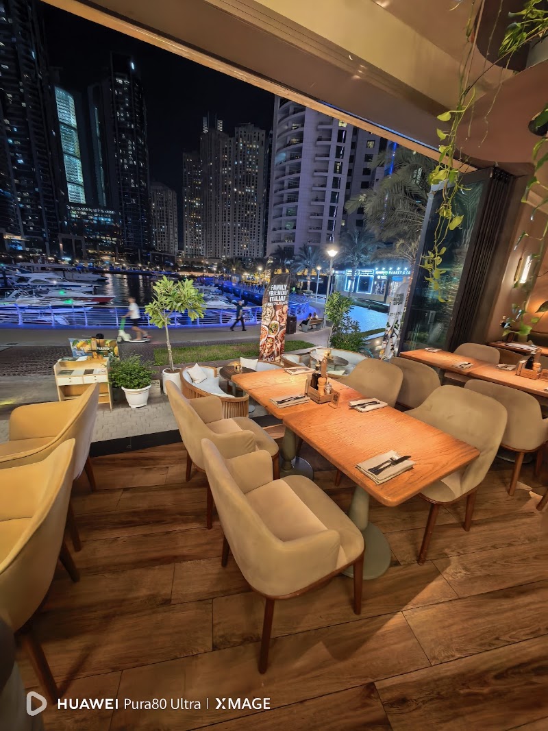 Osteria Mario Marina - Osteria Mario Marina 13 - Marina, Moon Tower - Retail 09 شارع السوايب - مرسى دبي - Parking: Marina - دبي - United Arab Emirates