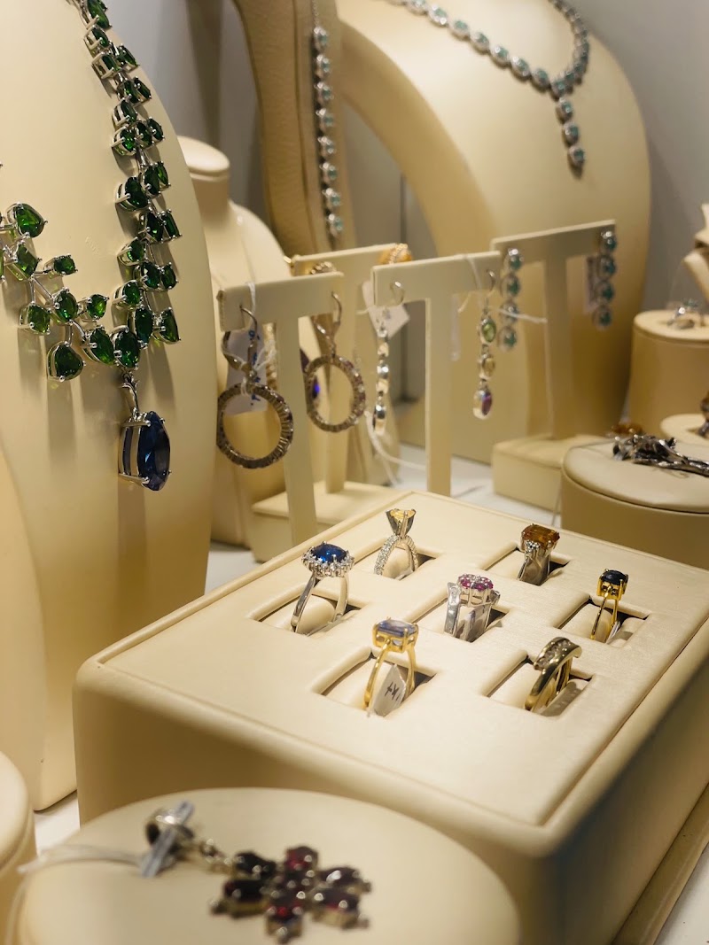 GRAND GEM GALLERY - GRAND GEM GALLERY Lady Gordon's Dr, Kandy 20000, Sri Lanka