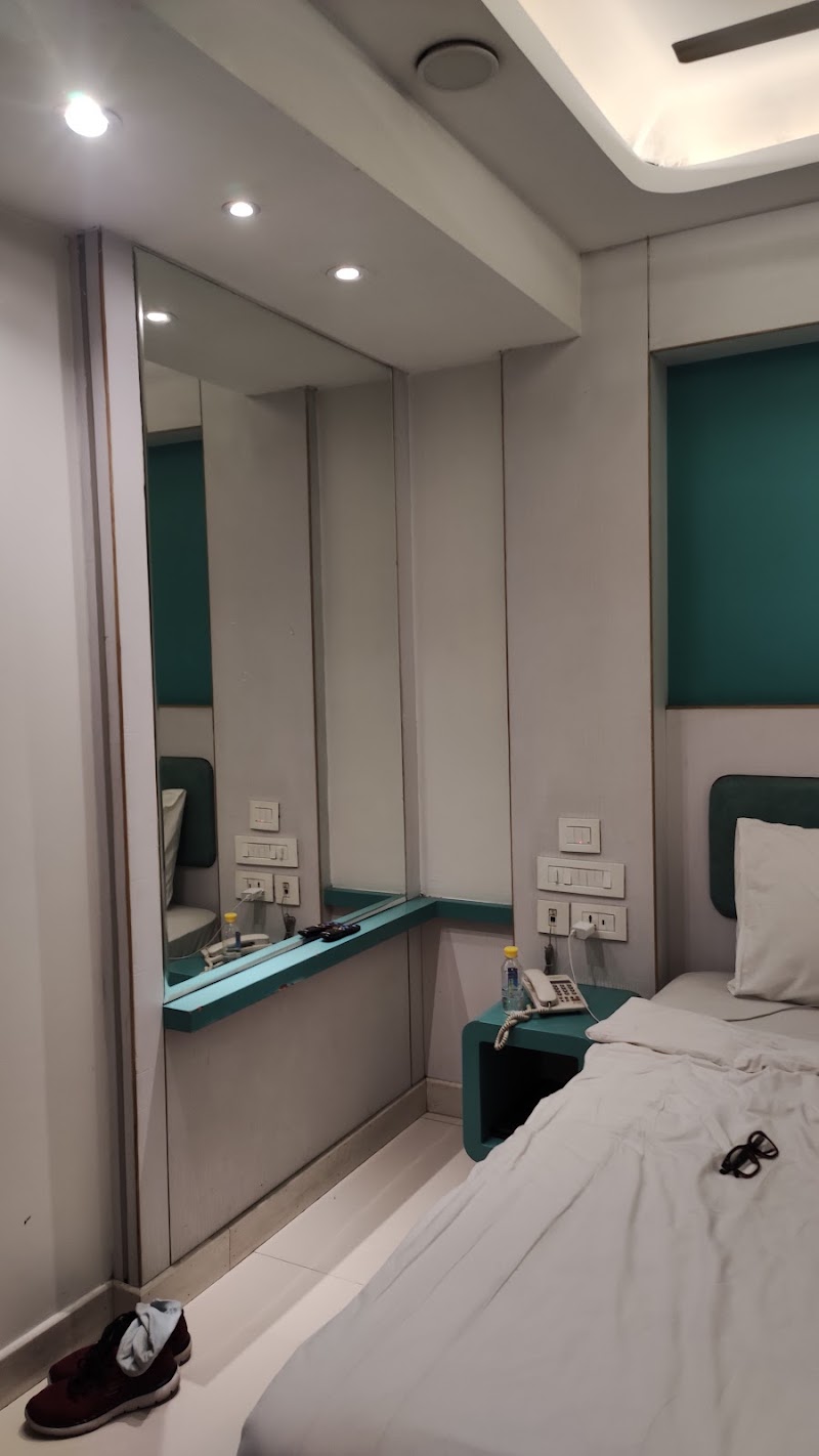 Hotel City Empire-New Delhi Railway Station - Hotel City Empire-New Delhi Railway Station Building No, 3529, Dariba Pan Rd, Ratan Lal Market, Aram Bagh, Paharganj, New Delhi, Delhi 110055, India