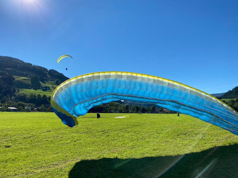 Flugschule Aufwind - Flugschule Aufwind, Ramsau 269, 8972 Ramsau am Dachstein, Austria