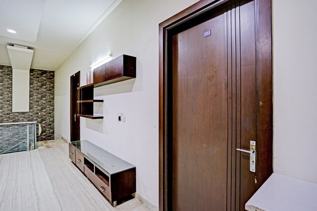 Collection O Corporate Stays - Collection O Corporate Stays G1, Mamura, Sector 71, Noida, Uttar Pradesh 201316, India