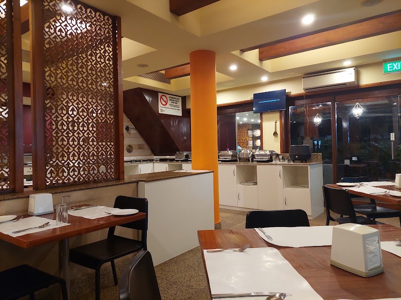 Indian Oven - Indian Oven Acron Seaway Resort, 283, Fort Aguada Rd, Candolim, Goa 403515, India
