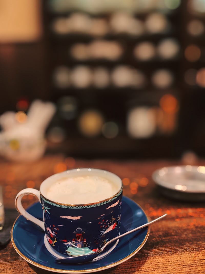 Poppins Coffee and Tea - Poppins Coffee and Tea 4-chōme-27-17 Kōenjiminami, Suginami City, Tokyo 166-0003, Japan