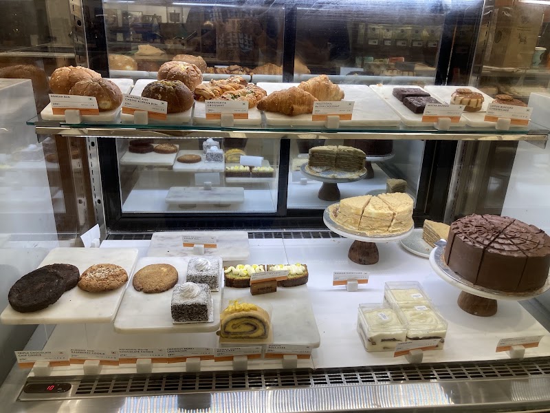 Blue Tokai Coffee Roasters Origins | Janpath - Blue Tokai Coffee Roasters Origins | Janpath No 48, Mezzanine & Ground Floor, Atul Grove Road, Janpath, Connaught Place, New Delhi, Delhi 110001, India