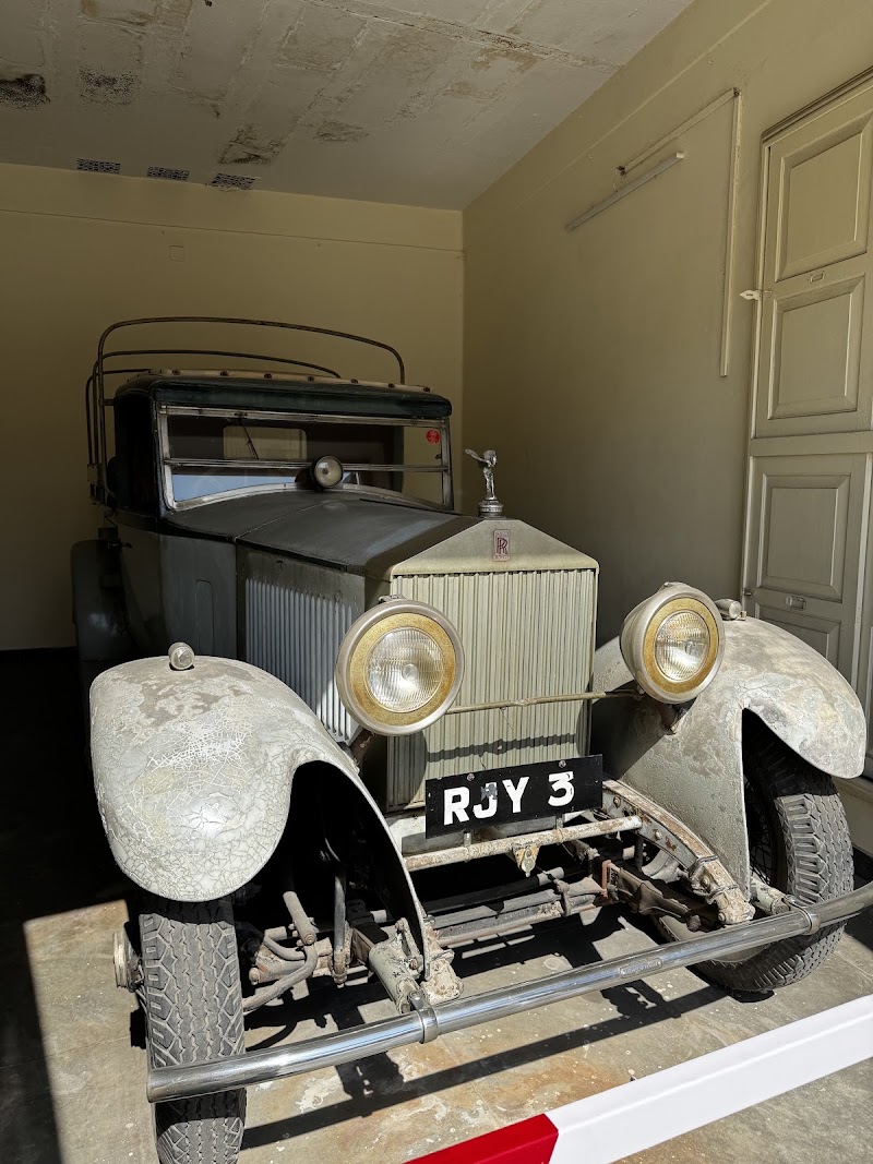 Vintage & Classic Car Collection, The Palace, Udaipur - Vintage & Classic Car Collection, The Palace, Udaipur Garden Hotel, Gulab Bagh Rd, opposite Sajjan Niwas Garden, Old City, Udaipur, Rajasthan 313001, India