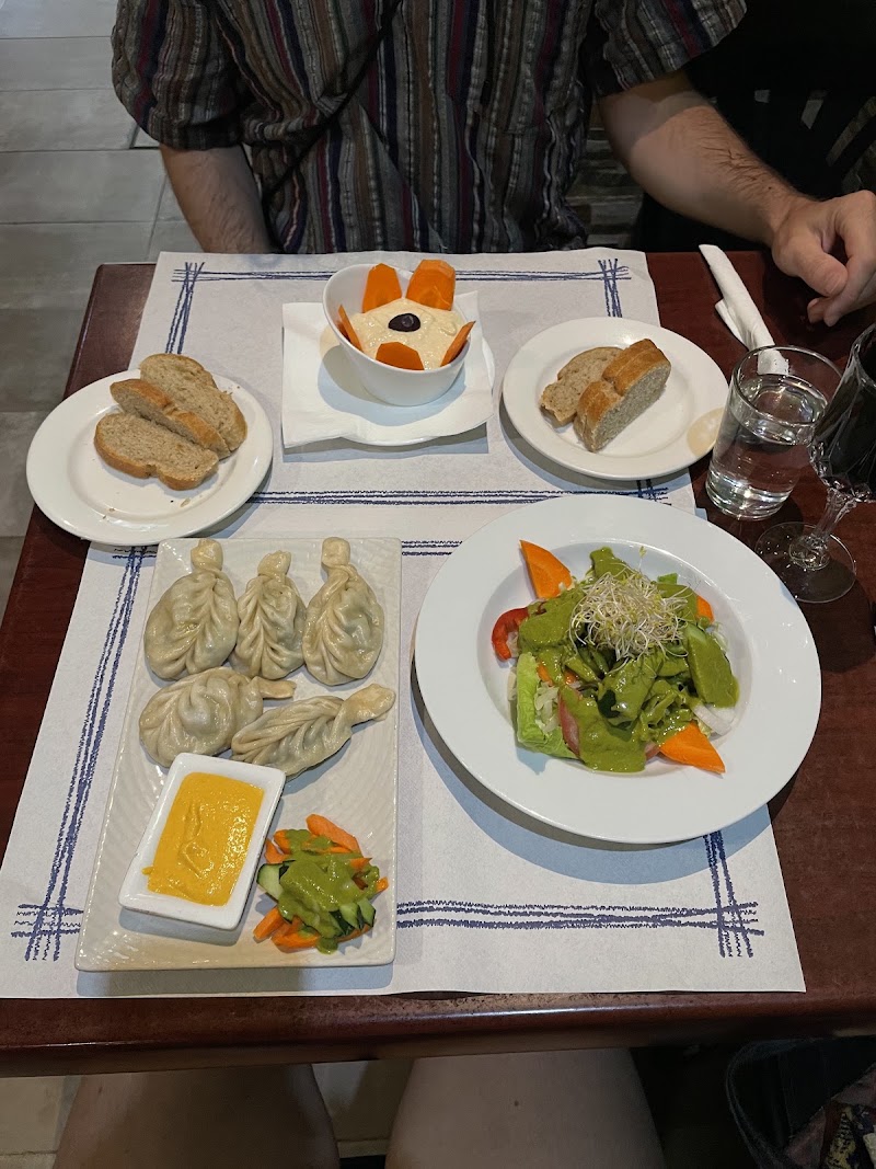 Vegan Mount | Barcelona - Vegan Mount | Barcelona Carrer de València, 506, Eixample, 08013 Barcelona, Spain