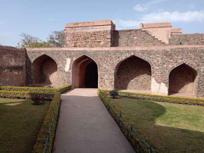 Baz Bahadur's Palace - Baz Bahadur's Palace, 8C75+F76, Mandav, Madhya Pradesh 454010, India