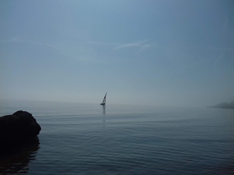 Kinghorn Beach - Kinghorn Beach, 1 St James Pl, Kinghorn, Burntisland KY3 9SU, UK