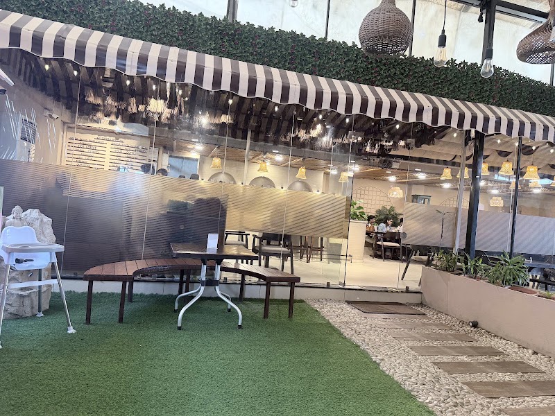 Piccolo Cafe - Piccolo Cafe 5th Floor, The Emporio, MR 10 Rd, near Godrej Interio, opposite Hotel Marriott, Scheme No 54, Indore, Madhya Pradesh 452010, India