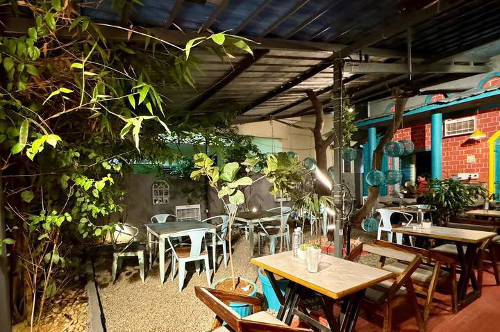 Casa Fresco, HSR: All-Day Dining & Café - Casa Fresco, HSR: All-Day Dining & Café 73, 27th Main Rd, Phase 3, 1st Sector, HSR Layout, Bengaluru, Karnataka 560102, India