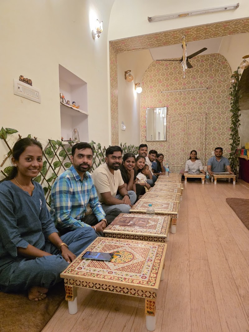 Chokhi thali - Chokhi thali 560, Hawa Mahal Rd, inside Chandi ki taksal, Chandi Ki Taksal, Brahampuri, Jaipur, Jaipur Nagar Nigam Area, Rajasthan 302002, India
