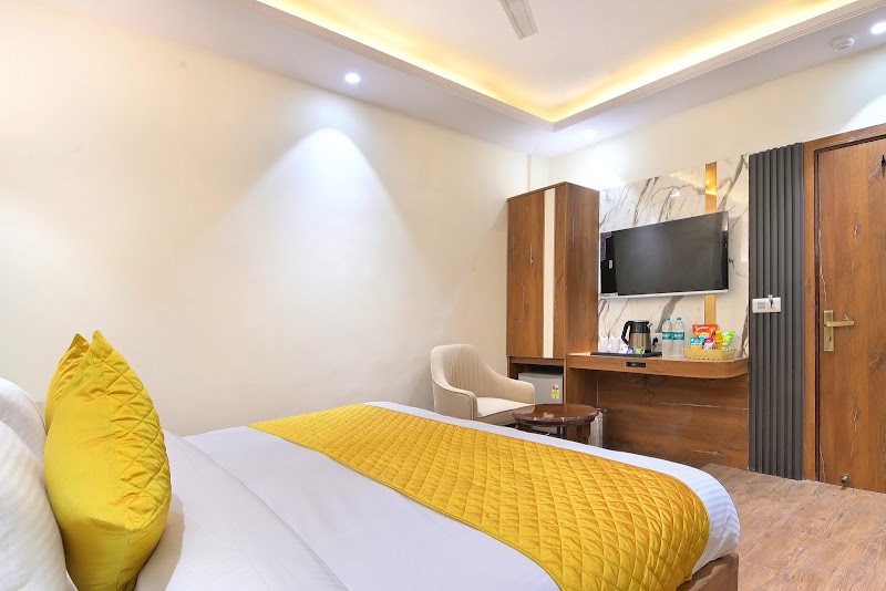 Hotel Saina International - Hotel Saina International 2324, Lakshmi Narayan St, Chuna Mandi, Paharganj, New Delhi, Delhi 110055, India