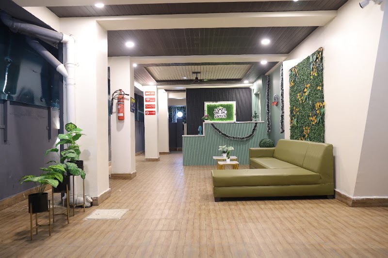 Hotel Lotus Inn - Hotel Lotus Inn, panchtara co-op housing socity, plot no 31, Panchatara Society, Manish Nagar, Somalwada, Nagpur, Maharashtra 440037, India