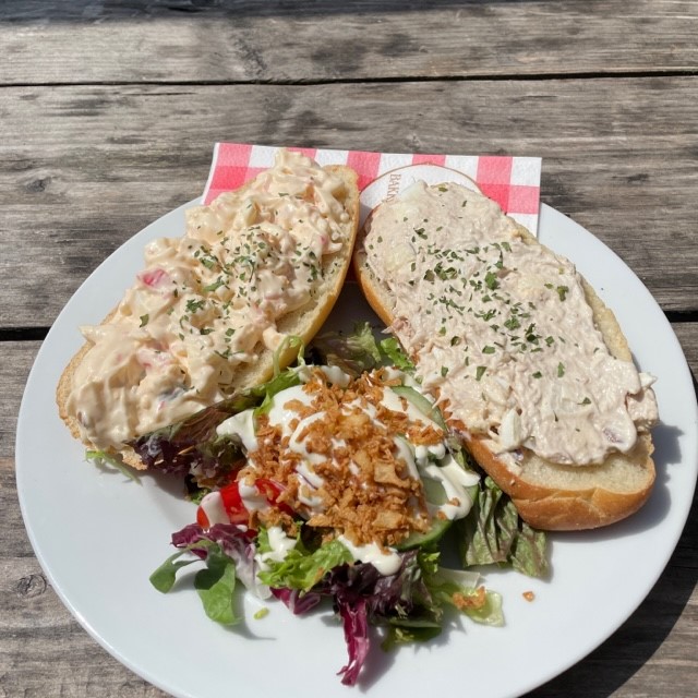 Lunchroom Den Contente Mensch - Lunchroom Den Contente Mensch Botermarkt 15, 5256 AV Heusden, Netherlands