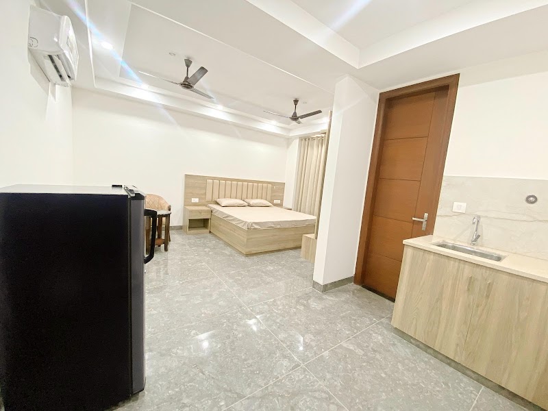 Blossom Stayz - DLF Phase 1 - Blossom Stayz - DLF Phase 1 Galli Number 36, Block H, DLF Phase 1, Sector 26, Gurugram, Haryana 122002, India
