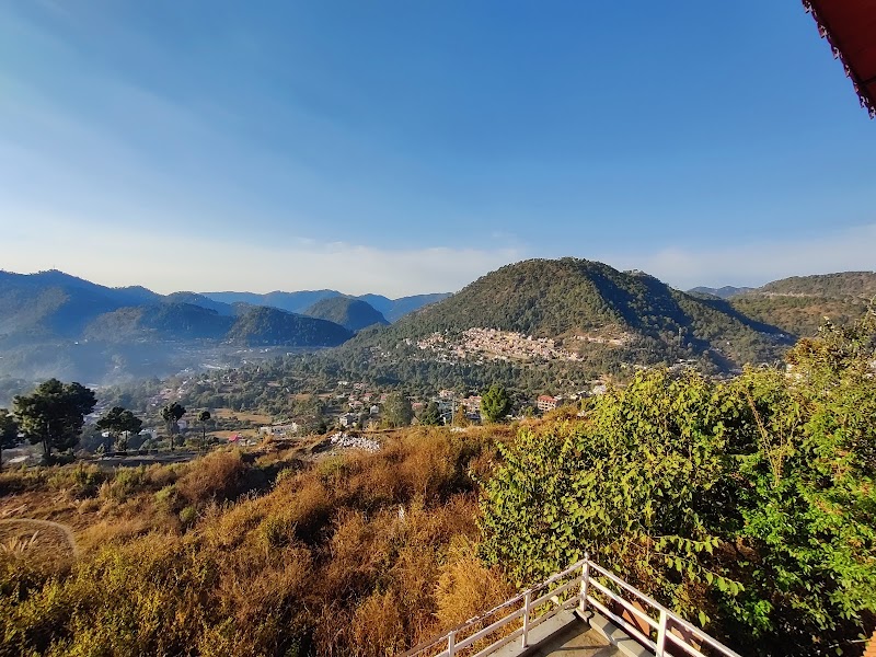 The cliff house on the ridge - The cliff house on the ridge, Vill-Dulai, p.o, bhowali, Ghorakhal, Mahargaon, Uttarakhand 263132, India