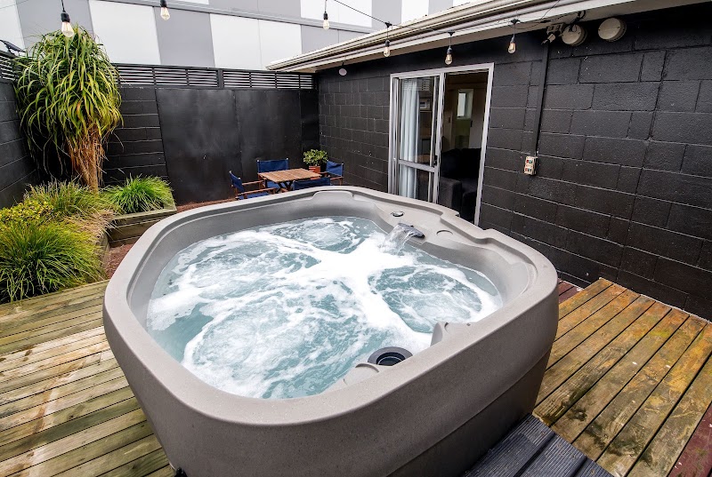 Aura Accommodation - Aura Accommodation 1078 Whakaue Street, Rotorua 3010, New Zealand