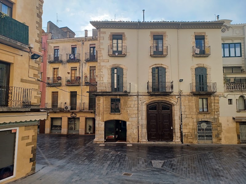 Castell Palau de la Bisbal d’Empordà - Castell Palau de la Bisbal d’Empordà Plaça del Castell, 17100 La Bisbal d'Empordà, Girona, Spain