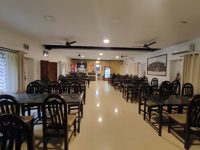 Hotel Mayura Velapuri Belur - Hotel Mayura Velapuri Belur, Temple Road, 5V78+V59, SH110, Belur, Karnataka 573115, India