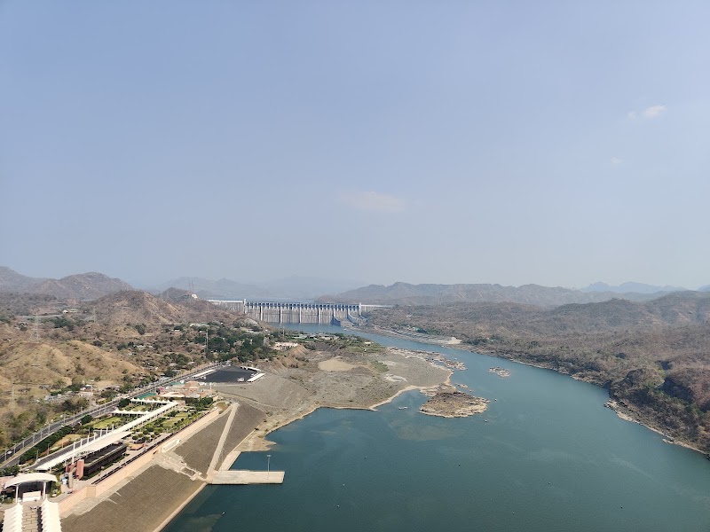 Sardar Sarovar Hydel Project Dam - Sardar Sarovar Hydel Project Dam, 393155, Narmada River Rd, Gujarat 393151, India