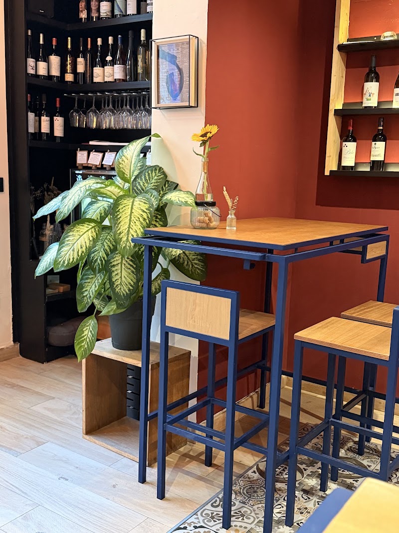 VinumPlay - Taste & Shop (Barcelona - El Born) - VinumPlay - Taste & Shop (Barcelona - El Born) Carrer dels Flassaders, 19, Ciutat Vella, 08003 Barcelona, Spain